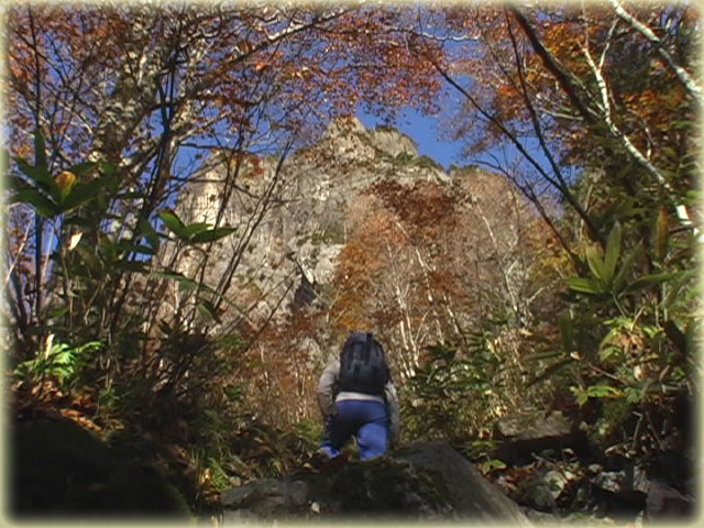 紅葉の錫杖岳前衛フェース　（岐阜県）